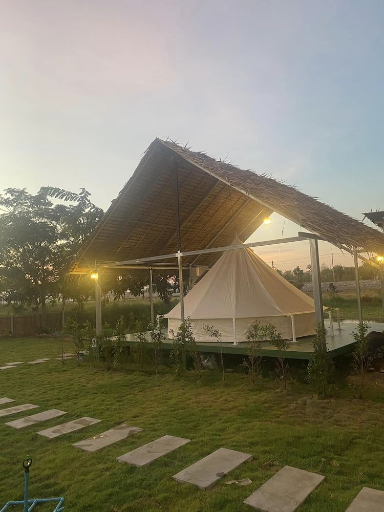Baan Bangwua Resort