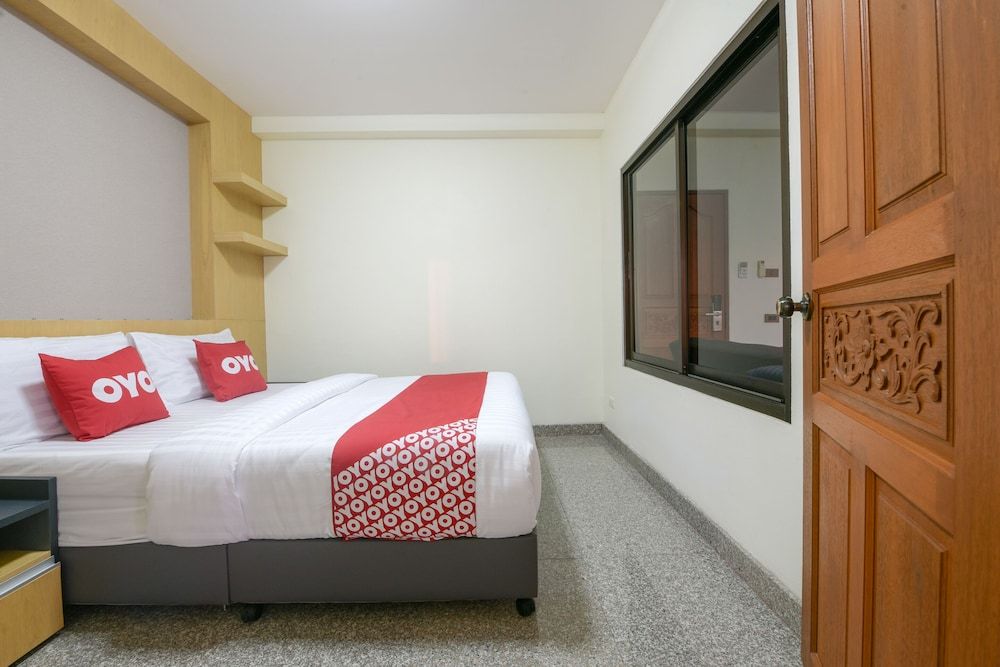 The Route Sriracha Hotel And Residence Premier Double Room 2