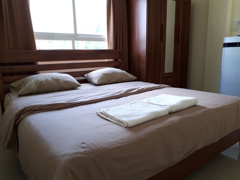 Wattana House Superior Double Room 2