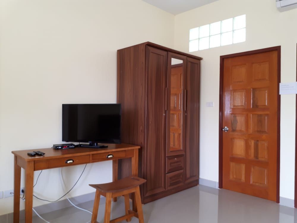 Wattana House Standard Double Room 13