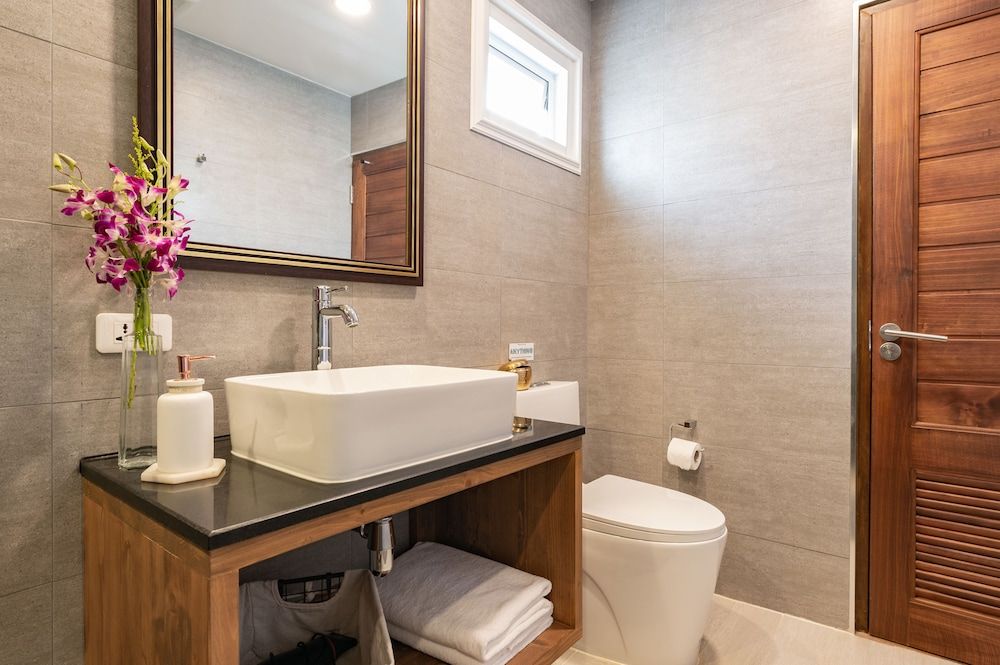 Maneeya Park Residence Elite Room 14