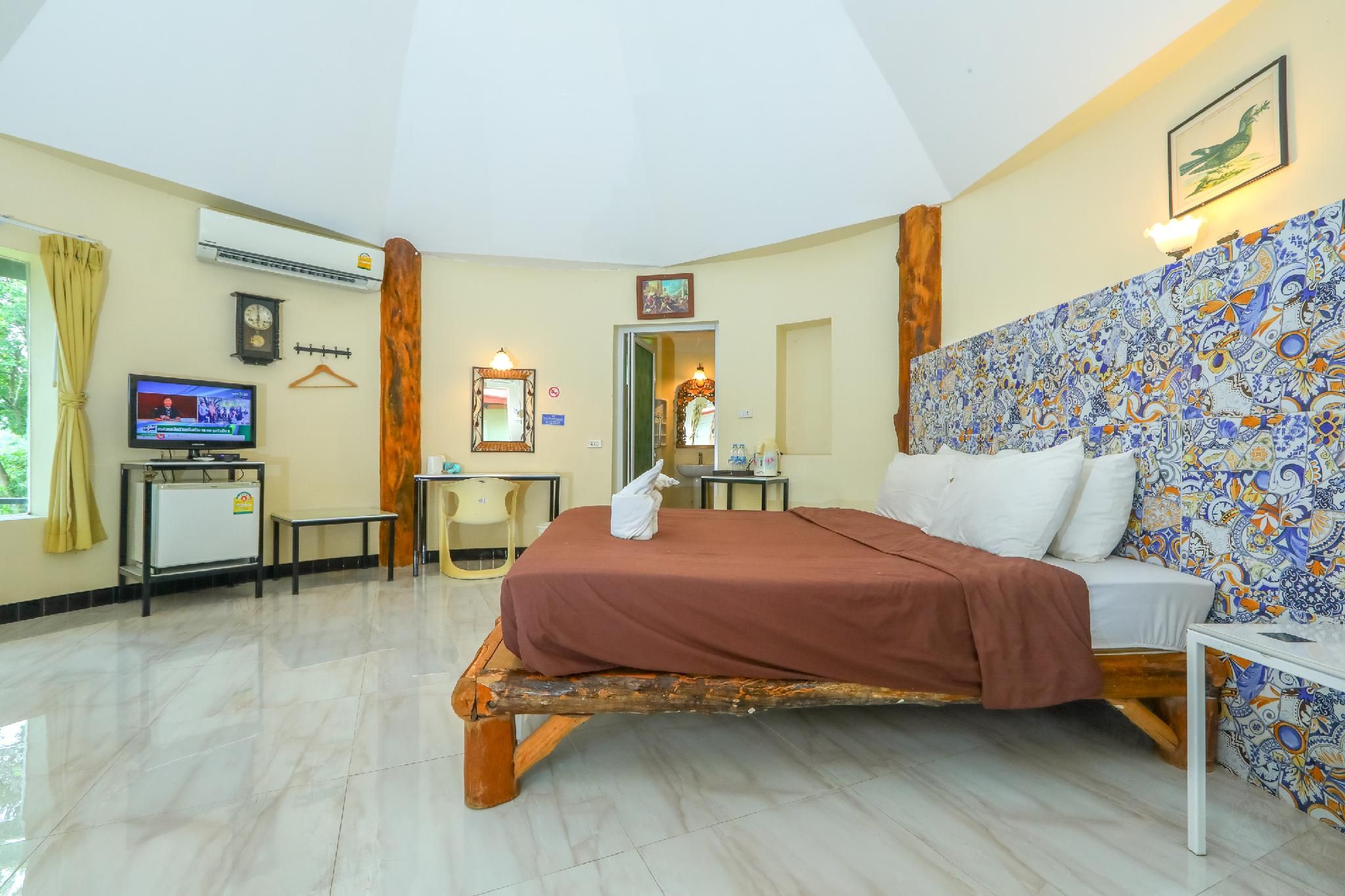 Yoko River Kwai Resort Cottage