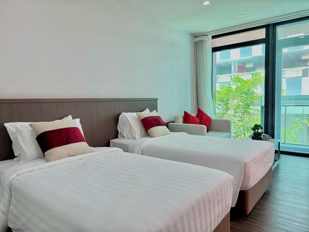 undefined Civic Horizon Hotel & Residence 9