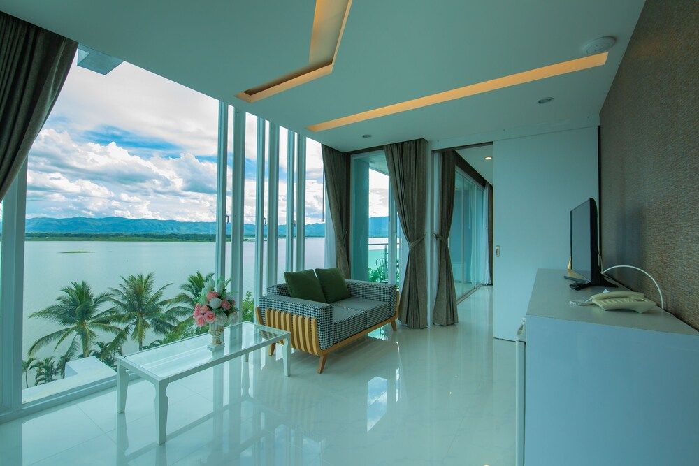 Phuglong Hotel Suite 14