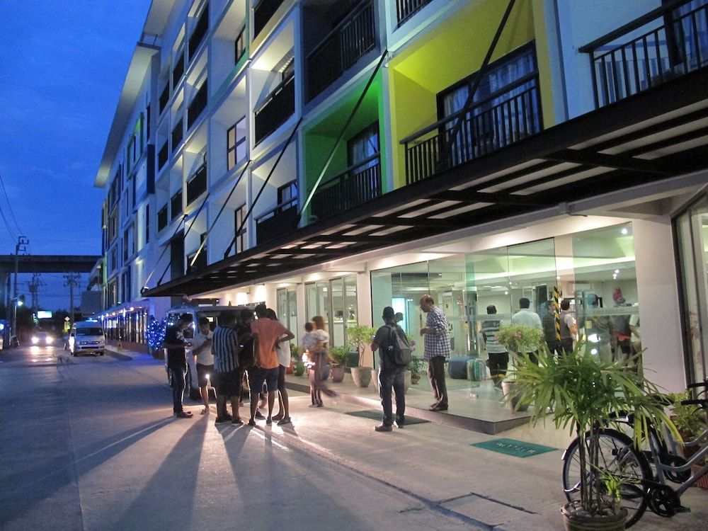 undefined Suvarnabhumi Oriental Resort 6