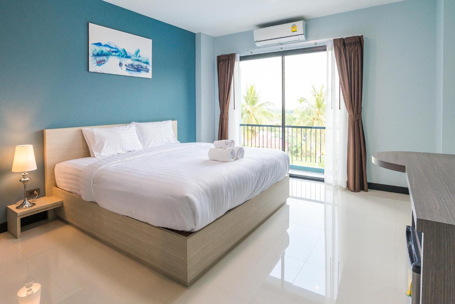 Standard King Bed