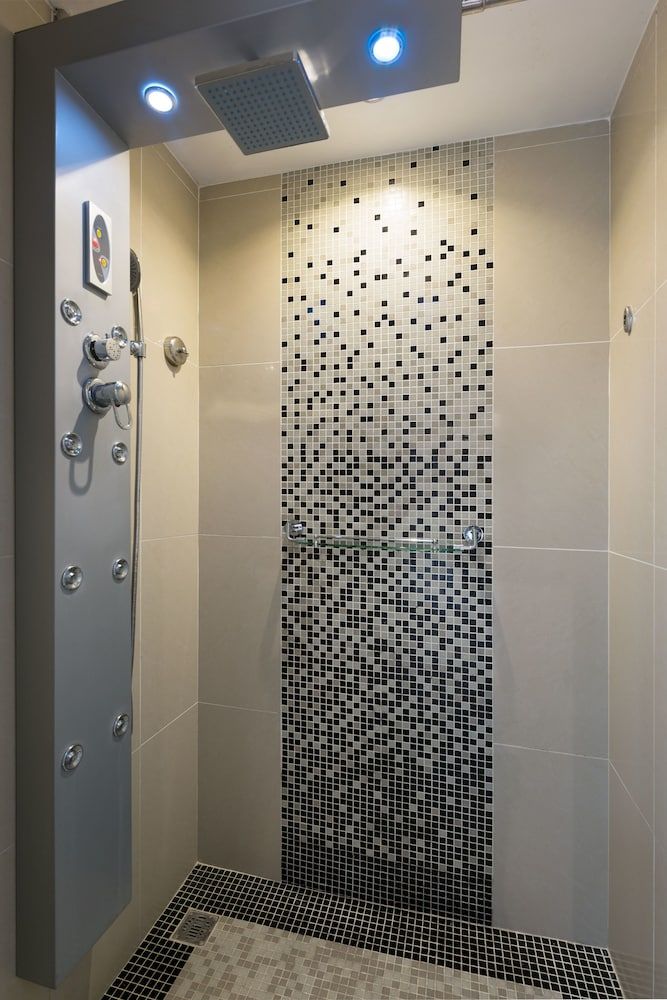 The Royal Corin Thermal Water Spa & Resort - Adults Only Deluxe Volcano View Queen 6