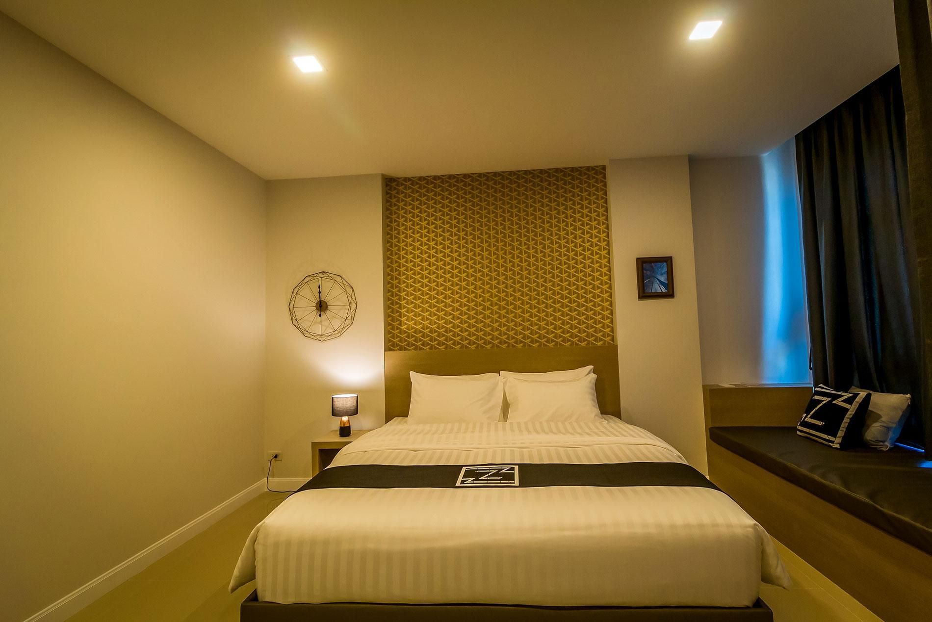 Standard King Room