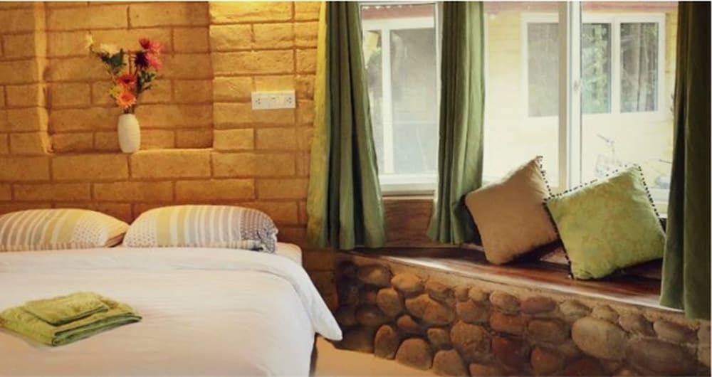 Baandin Chiewlarn Resort Superior Double Room, Terrace, River View 4