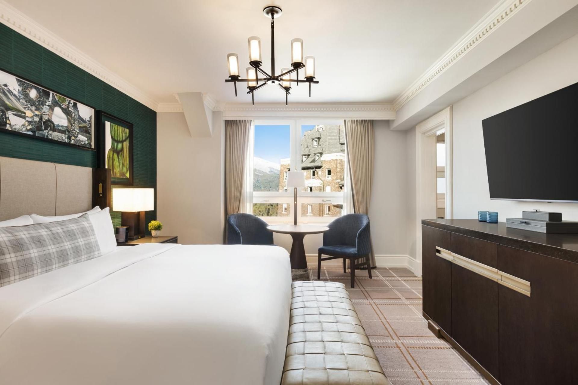 Fairmont Banff Springs DELUXE King - spacious guest room. 2