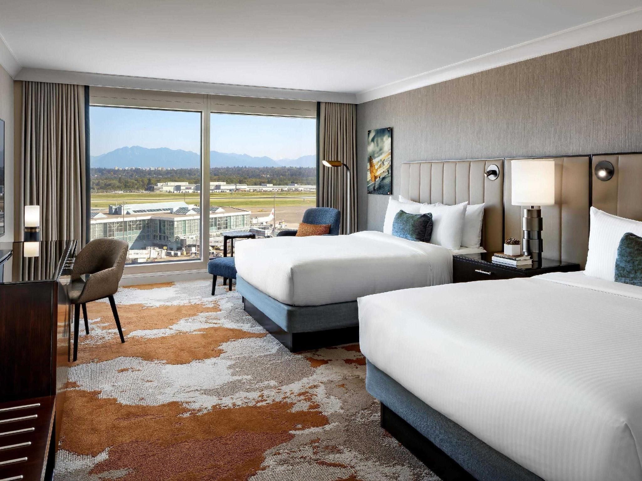 FAIRMONT 2 Queen - 411sf, 38sm