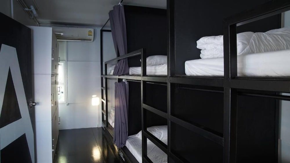 The Park Society - Hostel 6-Bed Mixed Dormitory (A) 4