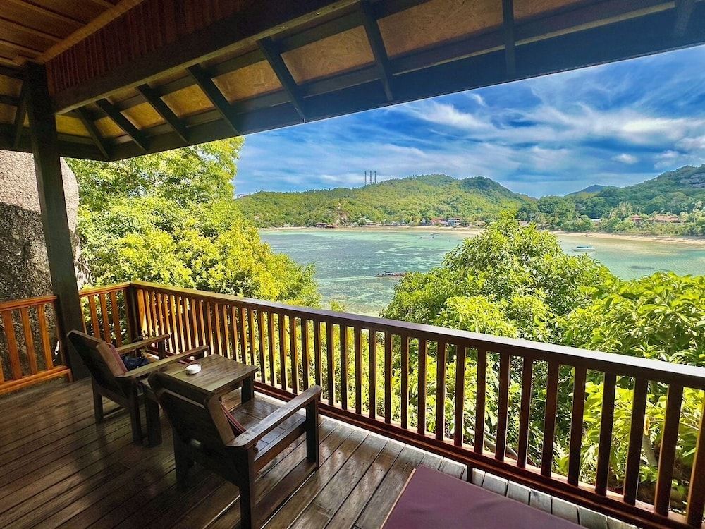 Koh Tao Relax Freedom Beach Resort Family Room, Bay View (Free pick up and dop off at Mae Haad) 4