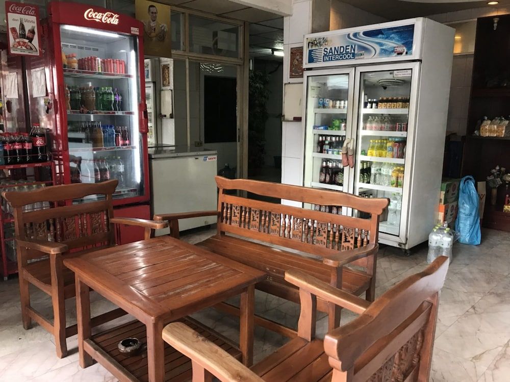 undefined President Apartment 4