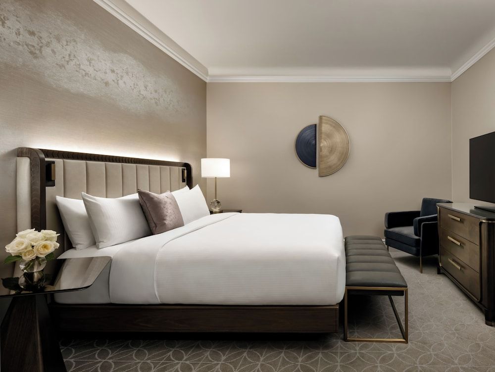 Fairmont Hotel Macdonald