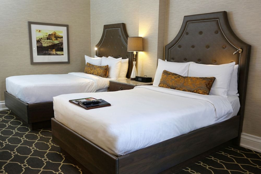 Fairmont Palliser Double Room, 2 Double Beds