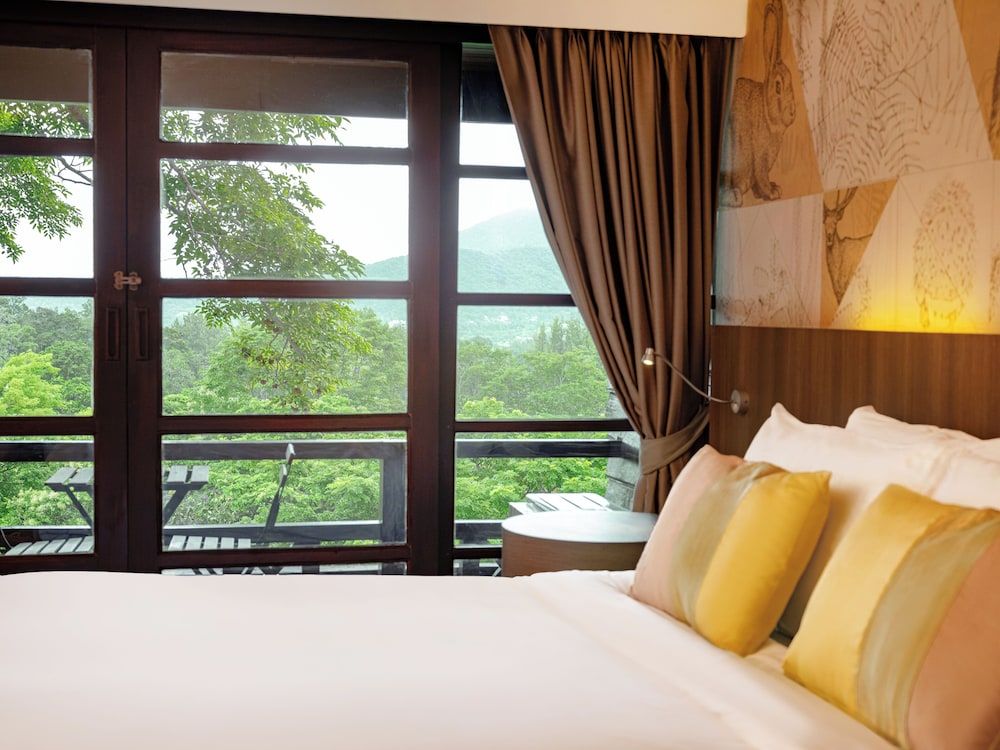 Issara Boutique Winery Hotel Tree House Suite 4
