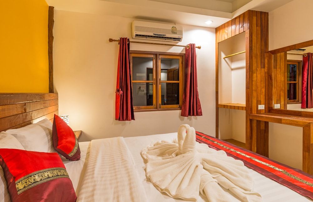 Pinthong Aonang Villa 2-Bedroom Villa 10