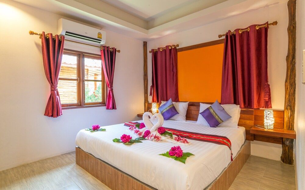 Pinthong Aonang Villa 2-Bedroom Villa 11