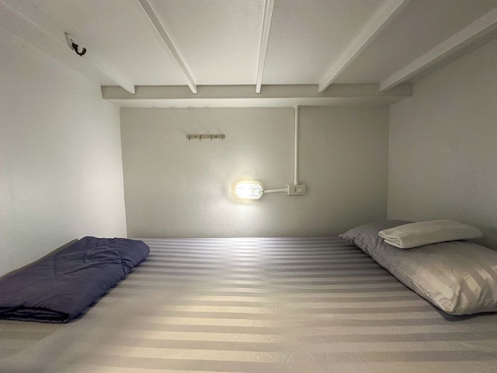 undefined 84 Gallery - Hostel 4