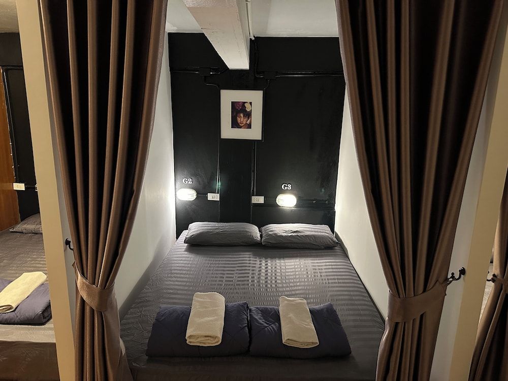 undefined 84 Gallery - Hostel 10