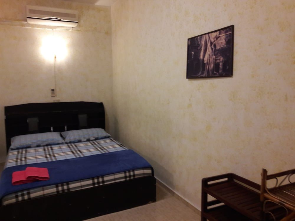 JP Hometel Standard Double Room - No TV 22