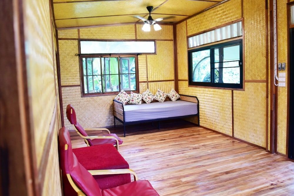 Bansuanphutarn Deluxe Family 4