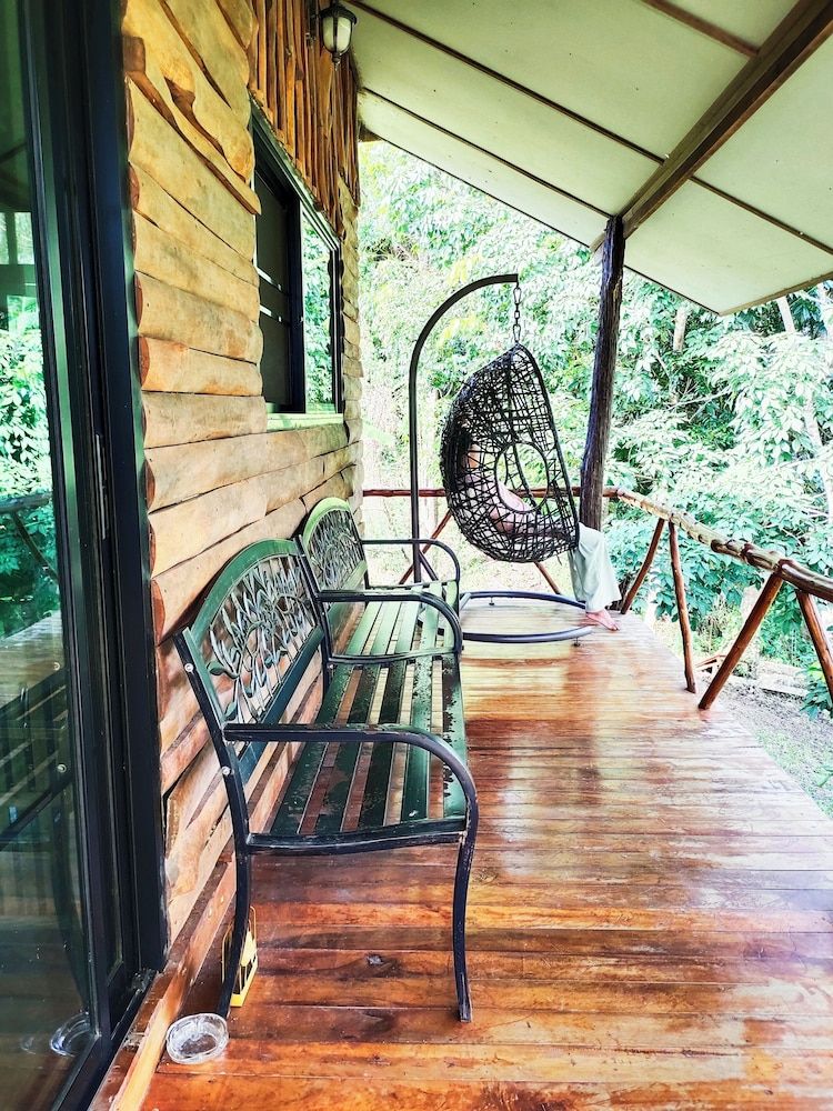 Bansuanphutarn Deluxe Family 5