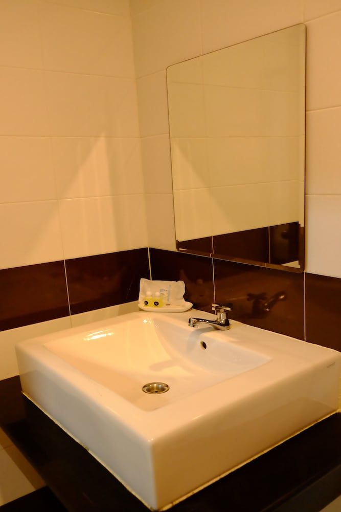 Alisa Krabi Hotel Superior Room 12