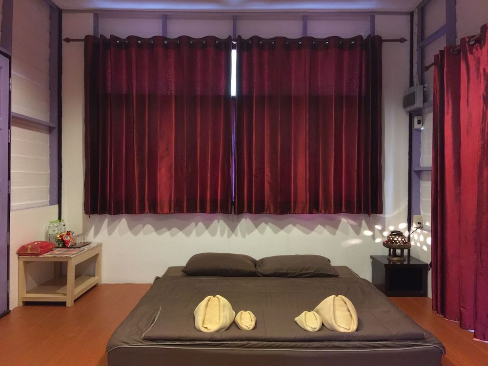 Baan Phor Bangkontee Hong Nai 2