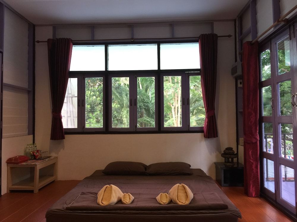 Baan Phor Bangkontee Hong Nai 3