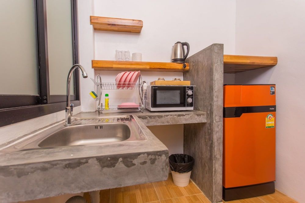 The Ozo Koh Tao Deluxe Room, Pool View 7