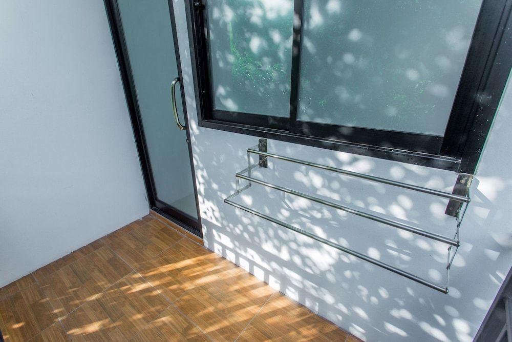 The Ozo Koh Tao Deluxe Room, Pool View 9