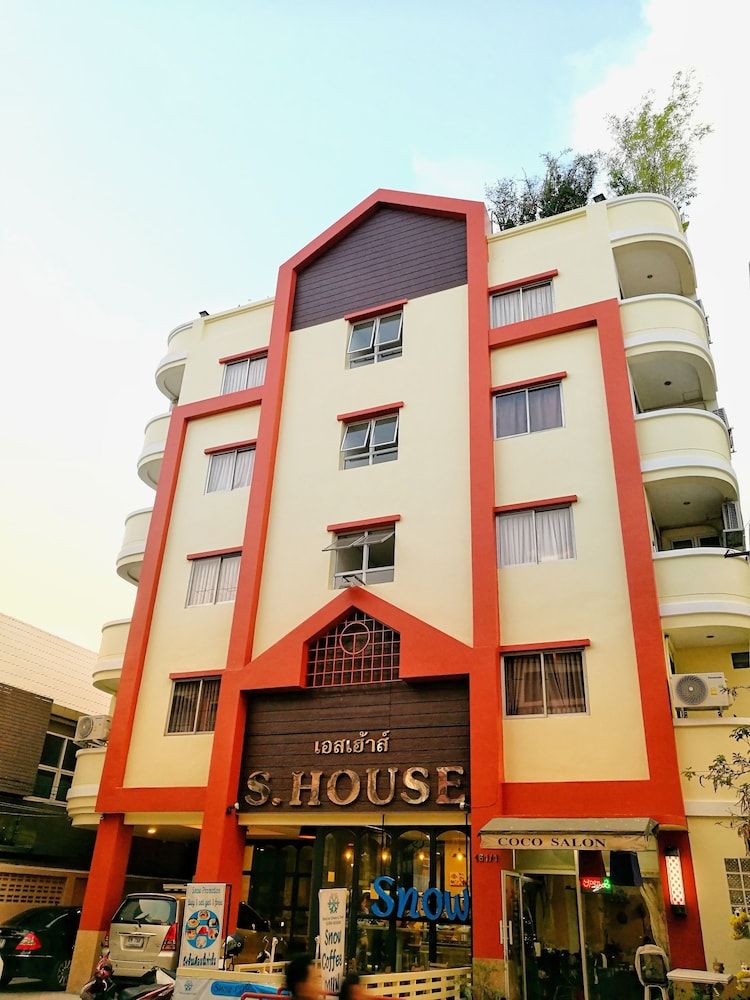 undefined The Hubitat - Hostel 2