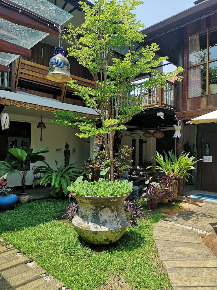 undefined Pao Come Boutique House 8