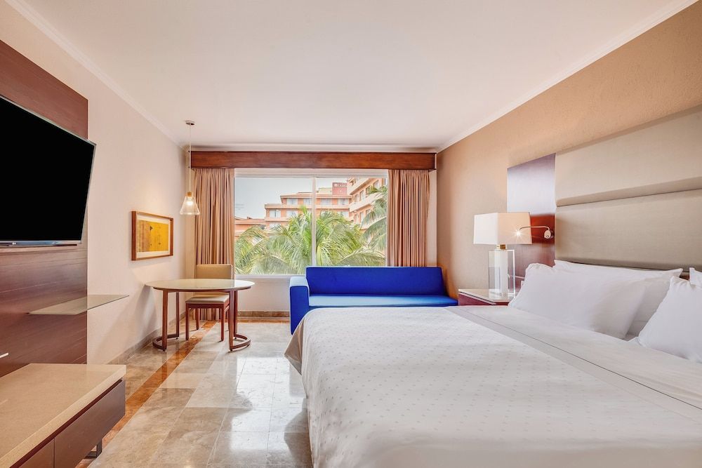 Grand Fiesta Americana Veracruz Deluxe Room