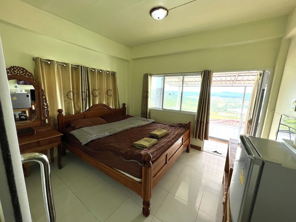 Seemok Resort Room for 2 People 3