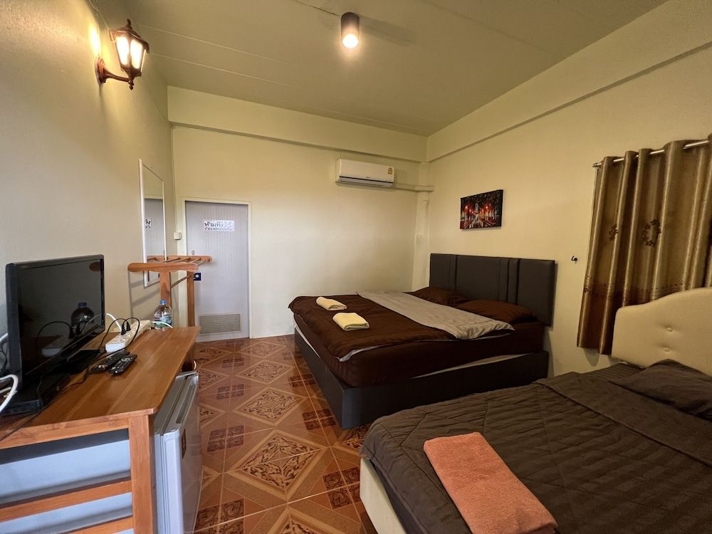 Seemok Resort Room for 2 People 4