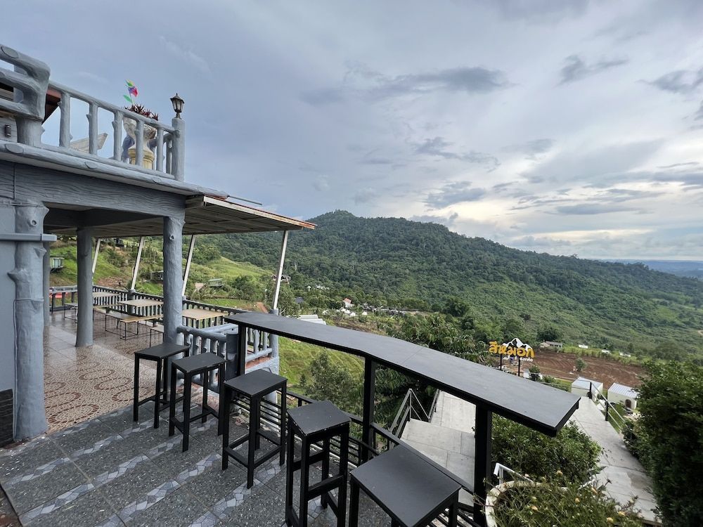 Seemok Resort Room for 2 People 11
