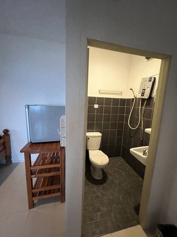 Seemok Resort Room for 4 People 15