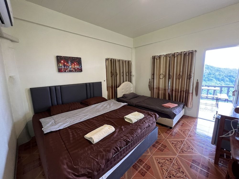 Seemok Resort Room for 2 People 5