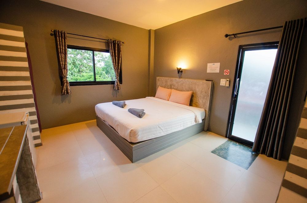 The Rest Hotel Standard Double Room 7