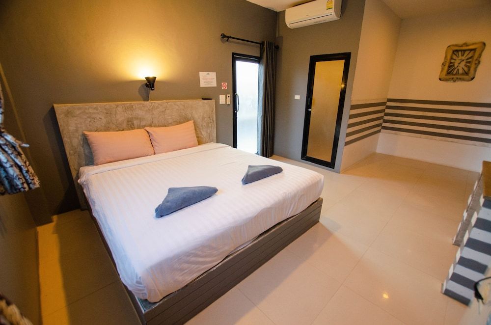 The Rest Hotel Standard Double Room 8