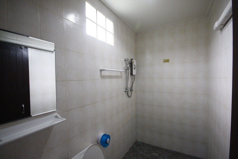 Hi Tech Resort Double Room 16