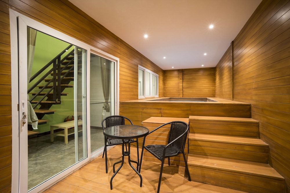 undefined The M Pool Villas Bangkok - BTS Ekkamai 9