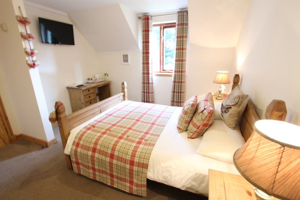 undefined Culliss House 10