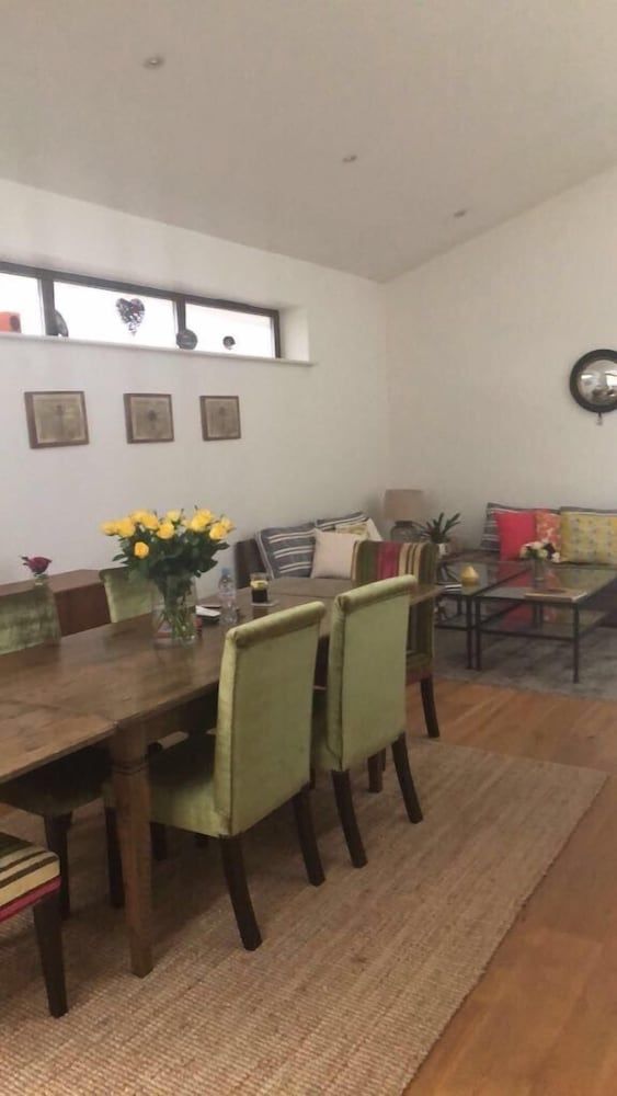 undefined Zulu Mews 3