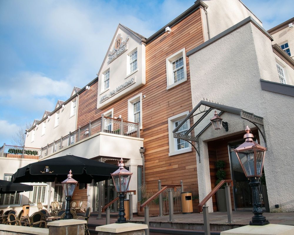 undefined The Busby Hotel 2