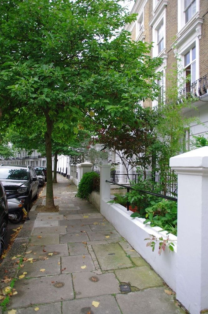 undefined The London Agent Notting Hill Balcony 3