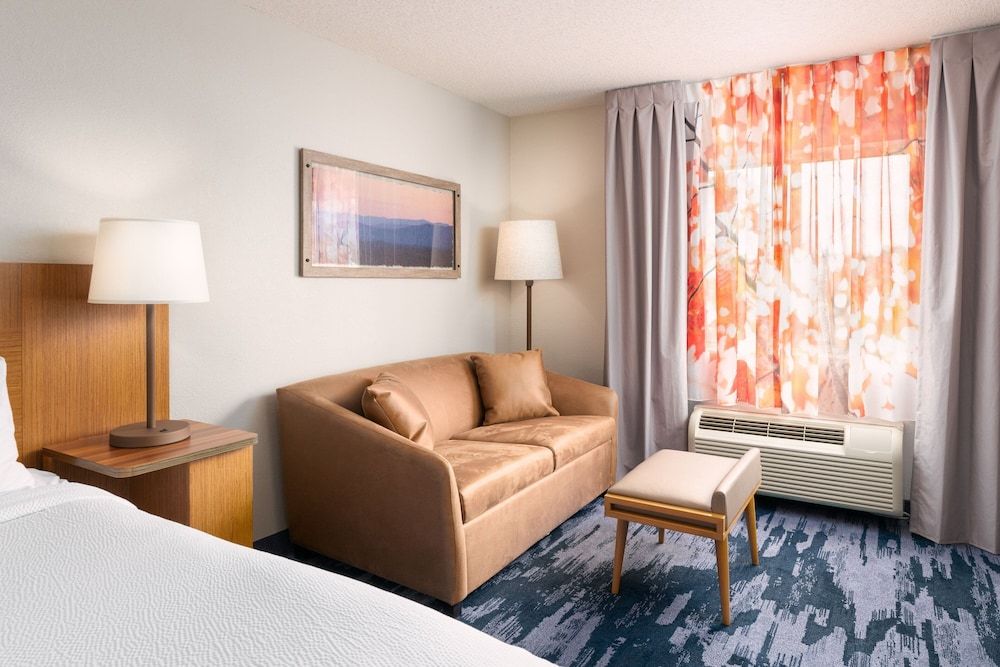 Junior Suite, 1 King Bed with Sofa bed, Non Smoking